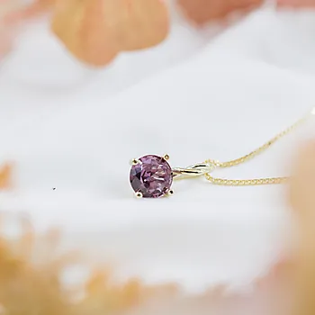 Bilde nummer 3 av Pan Jewelry Drops, Anheng i 585 gult gull med syntetisk Alexandritt