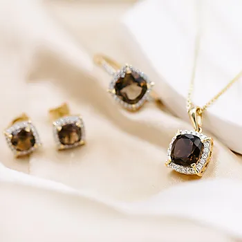 Bilde nummer 3 av Siena diamantanheng i 585 gult gull 0,18 ct med røykkvarts