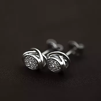Bilde nummer 3 av Pan Jewelry, Øredobber i 585 hvitt gull med diamanter 0,15 ct