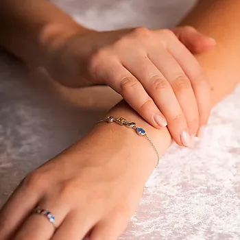Bilde nummer 2 av Pan Jewelry, Armbånd i 925 sølv med farget zirkonia
