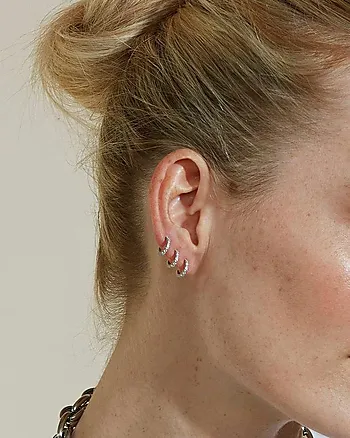 Bilde nummer 2 av Glow øreringer i stål med zirkonia