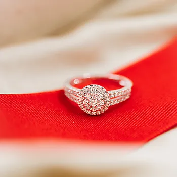 Bilde nummer 4 av Kelly diamantring i 585 hvitt gull 0,50 ct