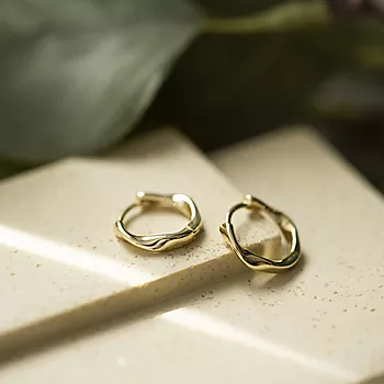 Bilde nummer 4 av Pan Jewelry, Øreringer i 925 forgylt sølv