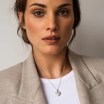 Bilde nummer 2 av Smykke i 925 sølv med hjerte