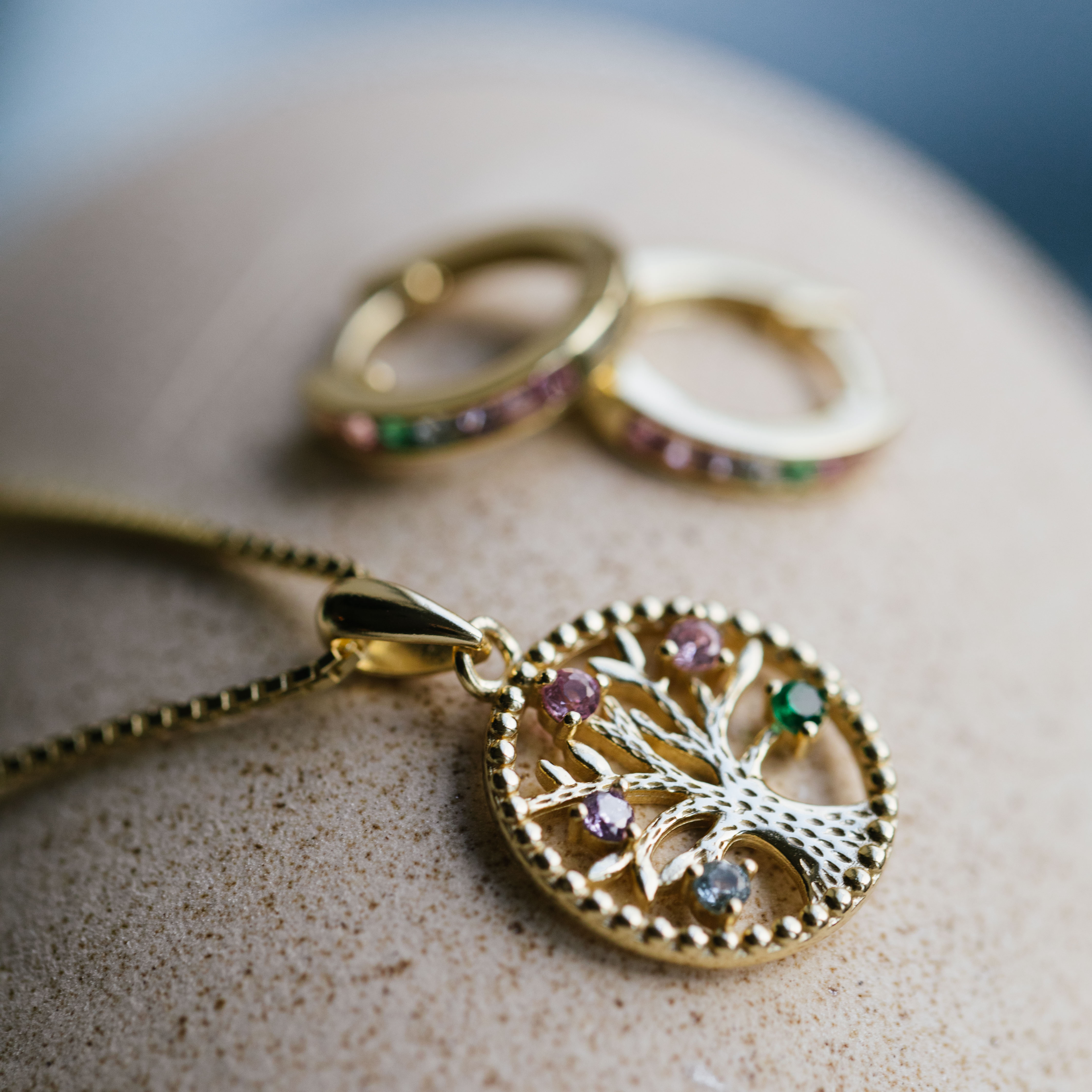 Bilde nummer 4 av Pan Jewelry, Smykke i forgylt 925 sølv med livets tre