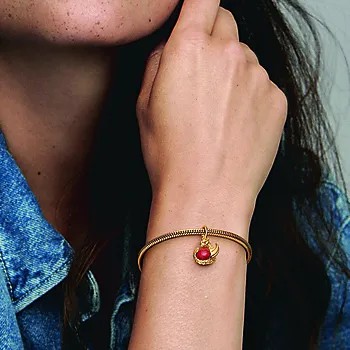 Bilde nummer 2 av Game of Thrones x Pandora, Charm i 925 sølv med dragens flamme