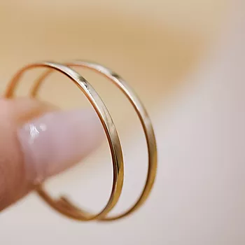 Bilde nummer 3 av Pan Jewelry, Øreringer i 585 gult gull med 25 mm i diameter