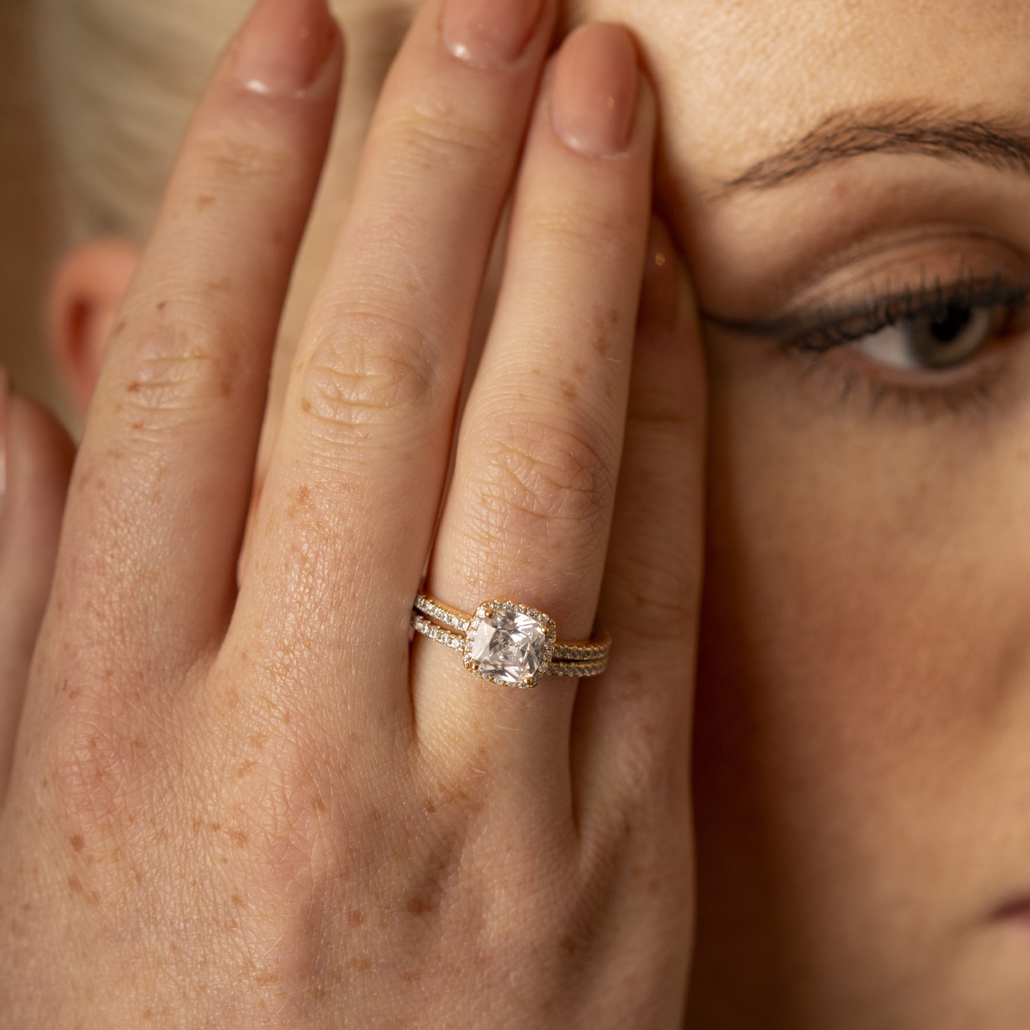 Bilde nummer 4 av Pan Jewelry, 2-i-1 ring i forgylt 925 sølv med zirkonia og cushion