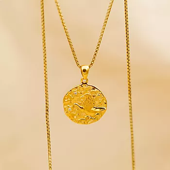 Bilde nummer 2 av Pan Jewelry, Smykke i 925 forgylt sølv med zirkonia og Løven