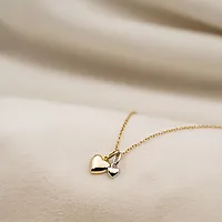 Bilde nummer 2 av Smykke til barn i 925 forgylt sølv med hjerter