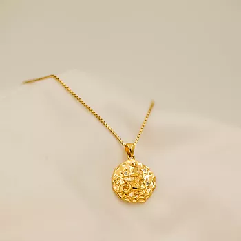 Bilde nummer 2 av Pan Jewelry, Smykke i 925 forgylt sølv med zirkonia og Steinbukken