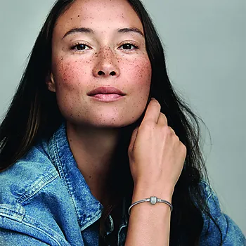 Bilde nummer 3 av Pandora Moments, Armbånd i 925 sølv med signaturlås
