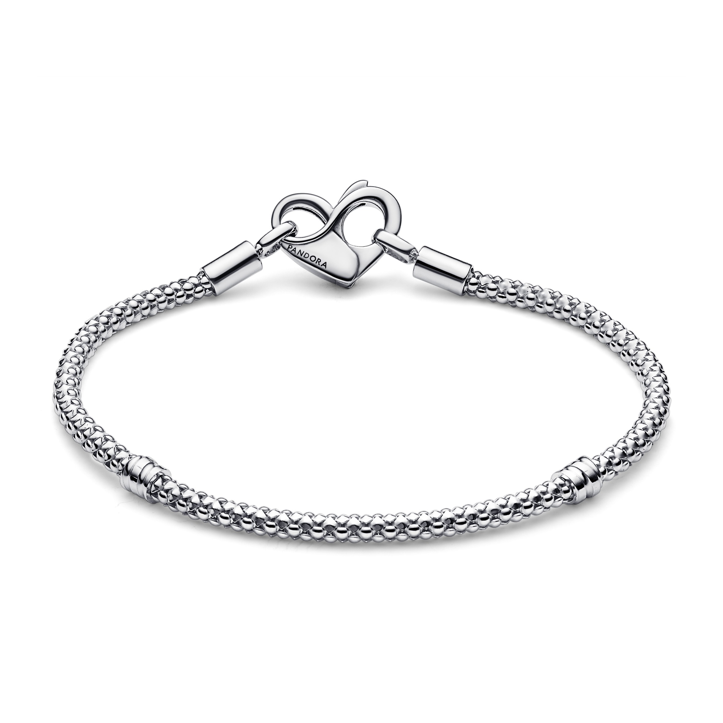 Bilde nummer 3 av Pandora Moments, Armbånd i 925 sølv med nagler og hjerte