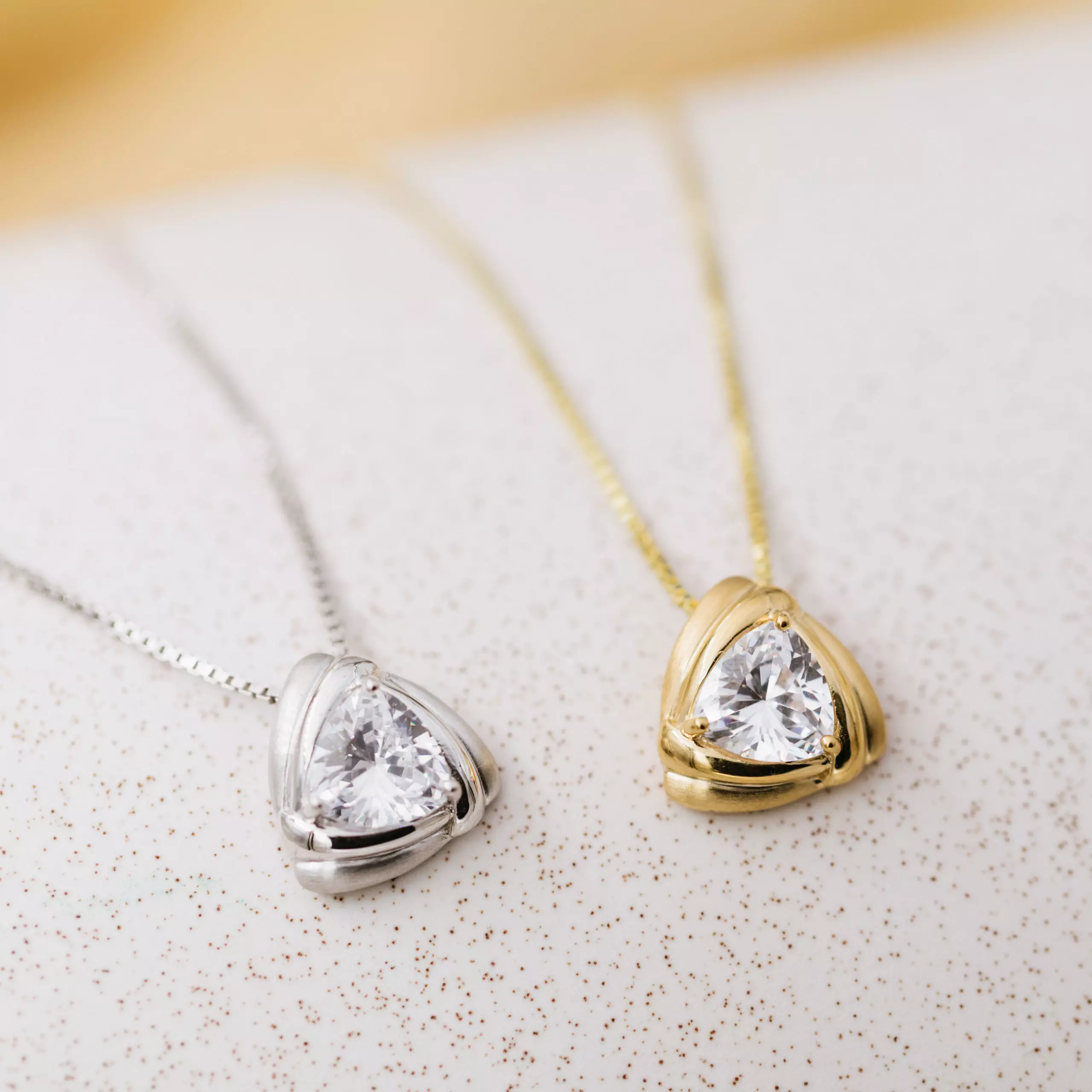 Bilde nummer 3 av Pan Jewelry, Smykke i 925 forgylt sølv med zirkonia