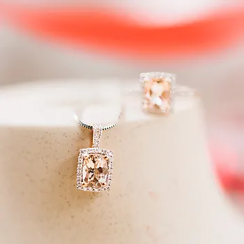 Bilde nummer 3 av Jacqueline diamantanheng i 375 roségull 0,20 ct med morganitt