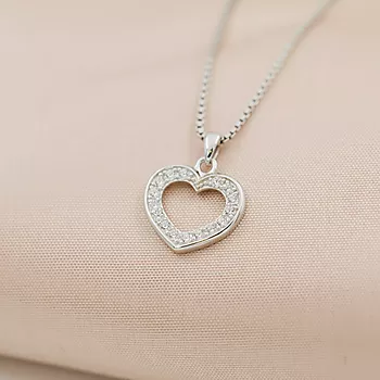 Bilde nummer 2 av Pan Jewelry, Anheng i 585 hvitt gull med zirkonia og hjerte