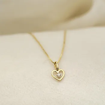 Bilde nummer 2 av Smykke i 585 gult gull med hjerte og diamant 0,03 ct
