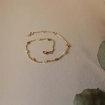 Bilde nummer 4 av Seashell armbånd i 925 forgylt sølv med ferskvannsperler