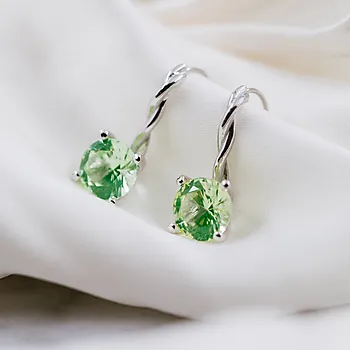 Bilde nummer 3 av Pan Jewelry Drops, Øredobber i 585 hvitt gull med syntetisk Krysolitt