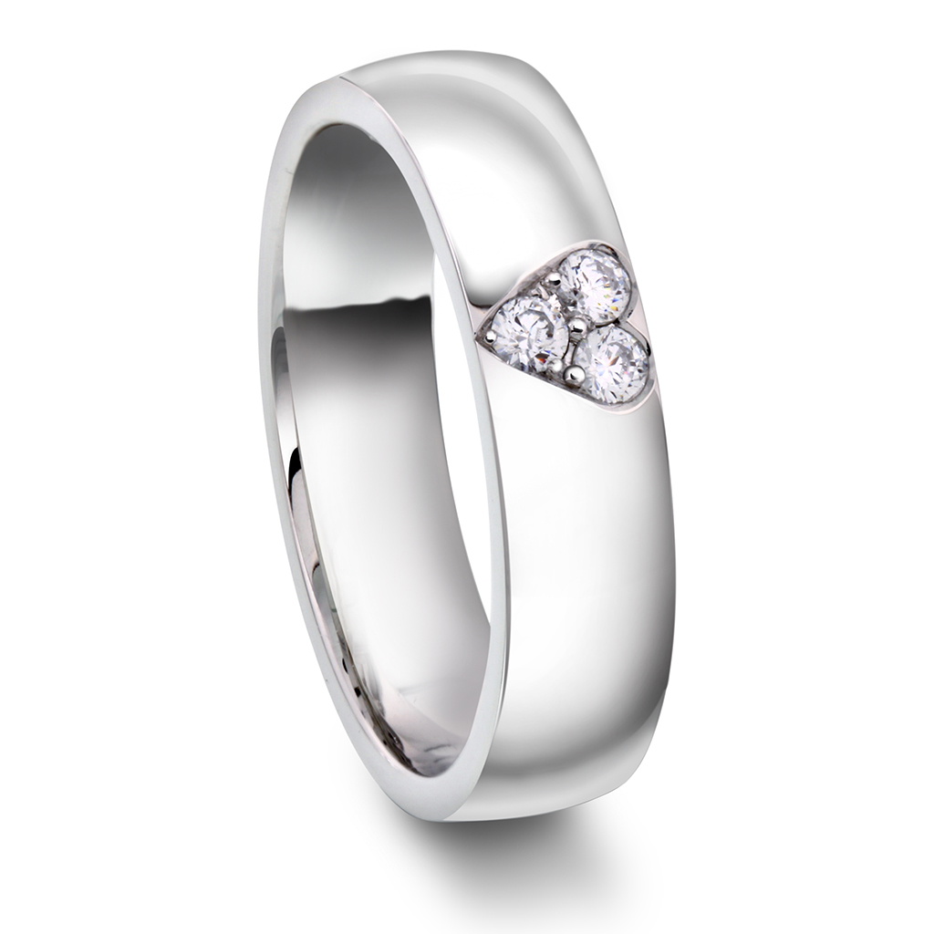 Moments by Pan Jewelry, Diamantring Beloved i 585 hvitt gull med hjerte 0,12 CT | 5 mm bredde
