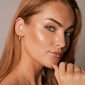 Bilde nummer 2 av Aura øredobber i 925 forgylt sølv