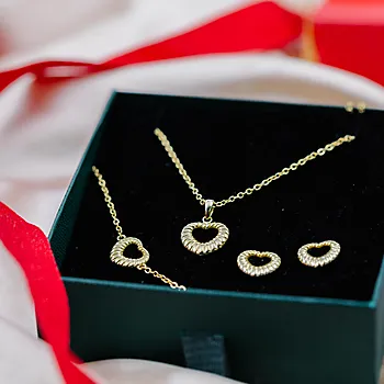 Bilde nummer 4 av Smykke i 925 forgylt sølv med hjerte