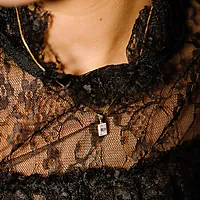Bilde nummer 2 av Elizabeth diamantanheng i 585 gult gull 0,25 ct