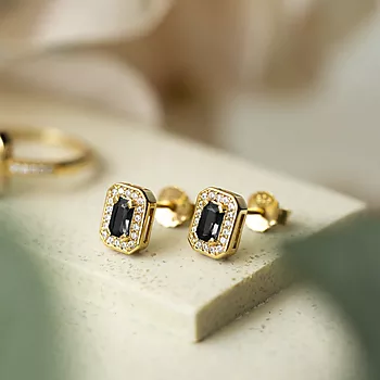 Bilde nummer 4 av Pan Jewelry, Øredobber i 925 forgylt sølv med sort zirkonia