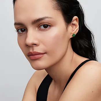 Bilde nummer 2 av Øredobber i 925 forgylt sølv med firkløver