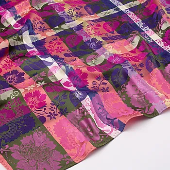 Bilde nummer 3 av Estelle 31 silkeskjerf i 100% silke