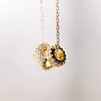 Bilde nummer 4 av Pan Jewelry, Smykke i forgylt 925 sølv med zirkonia