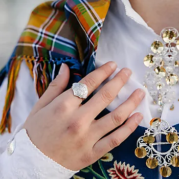 Bilde nummer 3 av Sylvsmidja, Ring Nordland i 830 hvitt sølv