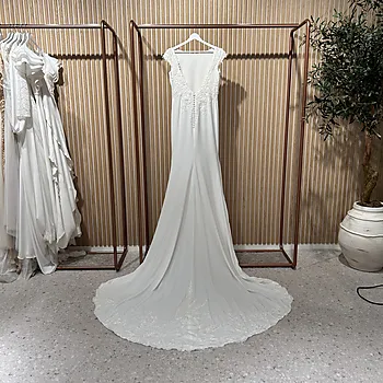 Bilde nummer 3 av En gang til brudekjole, Pronovias