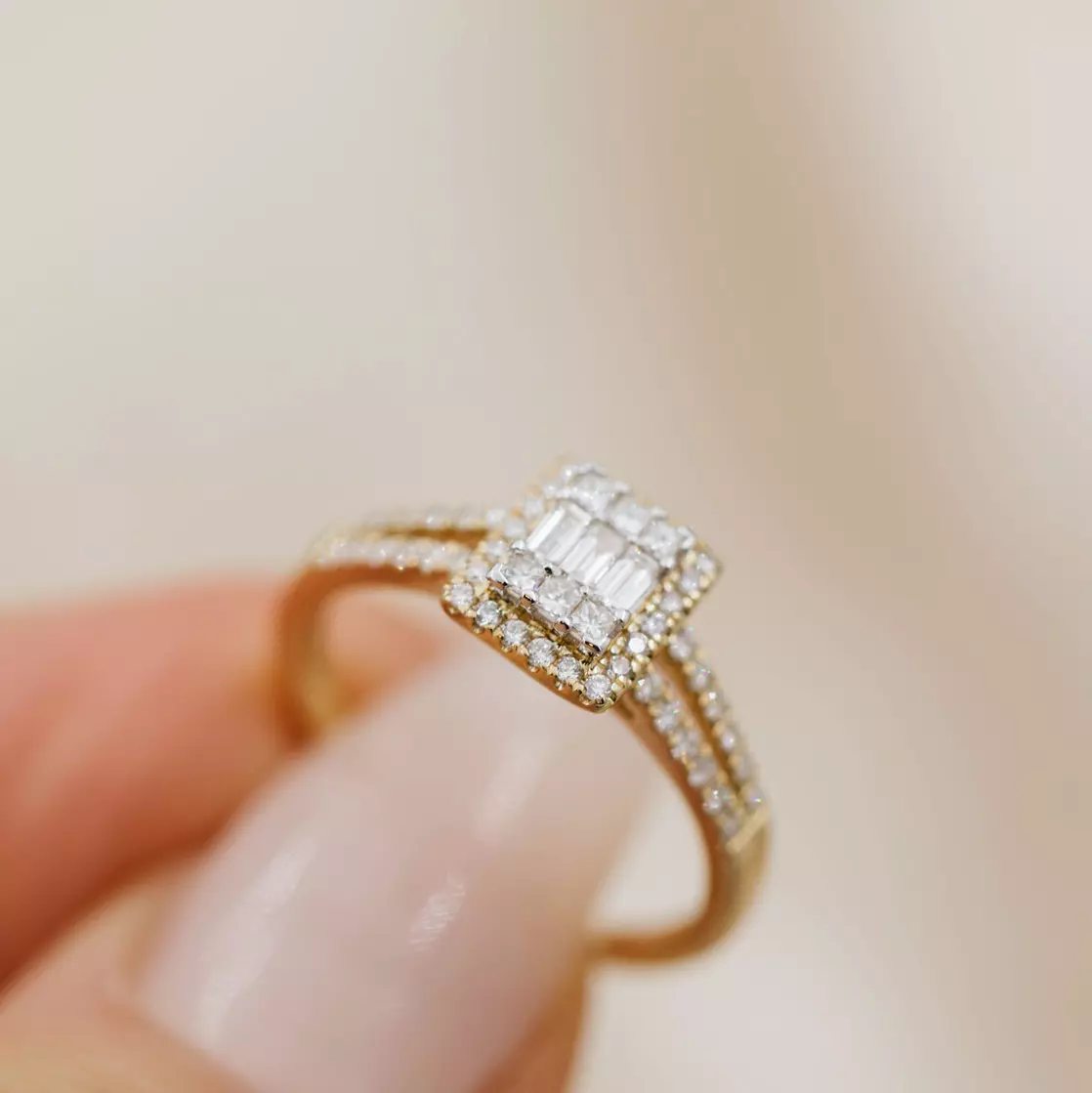 Bilde nummer 4 av Grace diamantring i 585 gult gull 0,50ct