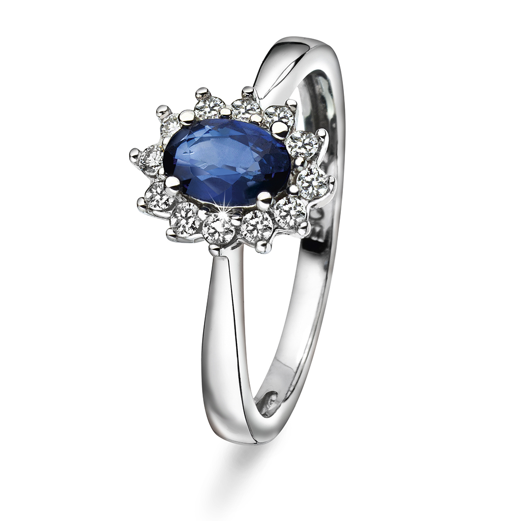 Pan Jewelry, Ring i 585 hvitt gull med diamanter 0,16 ct og safir