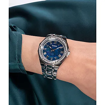 Bilde nummer 3 av Guess, Desire dameklokke med stållenke