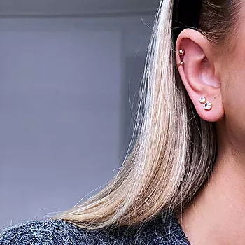 Bilde nummer 3 av Pan Jewelry, Øredobber i 585 gult gull med zirkonia