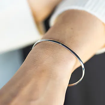 Bilde nummer 2 av Pan Jewelry, Prague Pulse armring i 925 sølv