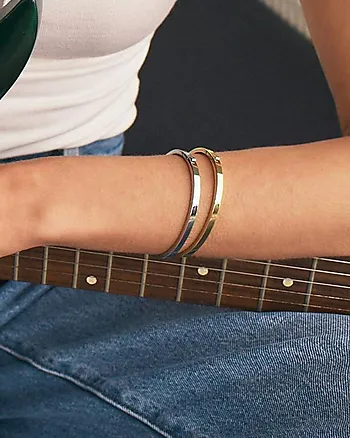 Bilde nummer 2 av Fave armring i forgylt stål, S