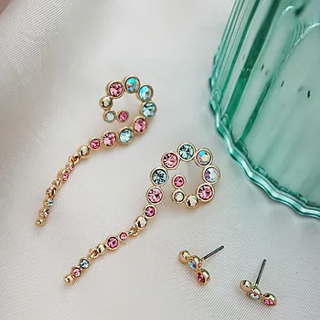 Bilde nummer 4 av Sweet Droplets øredobber i forgylt messing med krystall