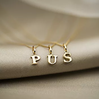 Bilde nummer 4 av Pan Jewelry, Bokstavaheng i 585 gult gull