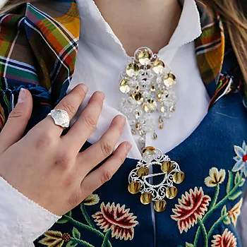 Bilde nummer 4 av Sylvsmidja, Ring Nordland i 830 hvitt sølv