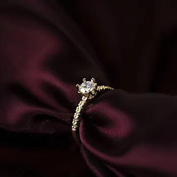 Bilde nummer 2 av Vida diamantring i 585 gult gull 0,40 ct