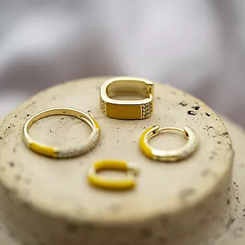 Bilde nummer 3 av Pan Jewelry, Emanuella øreringer i 925 forgylt sølv med zirkonia