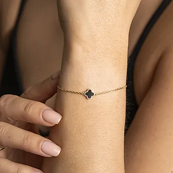 Bilde nummer 2 av Pan Jewelry, Kløver armbånd i forgylt 925 sølv med syntetisk sort agat