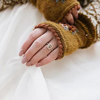 Bilde nummer 2 av Jacqueline diamantring i 375 roségull 0,20 ct med morganitt