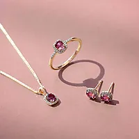 Bilde nummer 2 av Diamantring i 585 gull 0,08 ct og turmalin