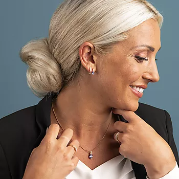 Bilde nummer 2 av Pan Jewelry, Øredobber i 585 gult gull med zirkonia sten