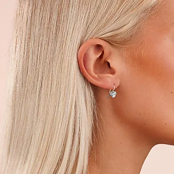 Bilde nummer 2 av Noctelle øredobber i messing med zirkonia