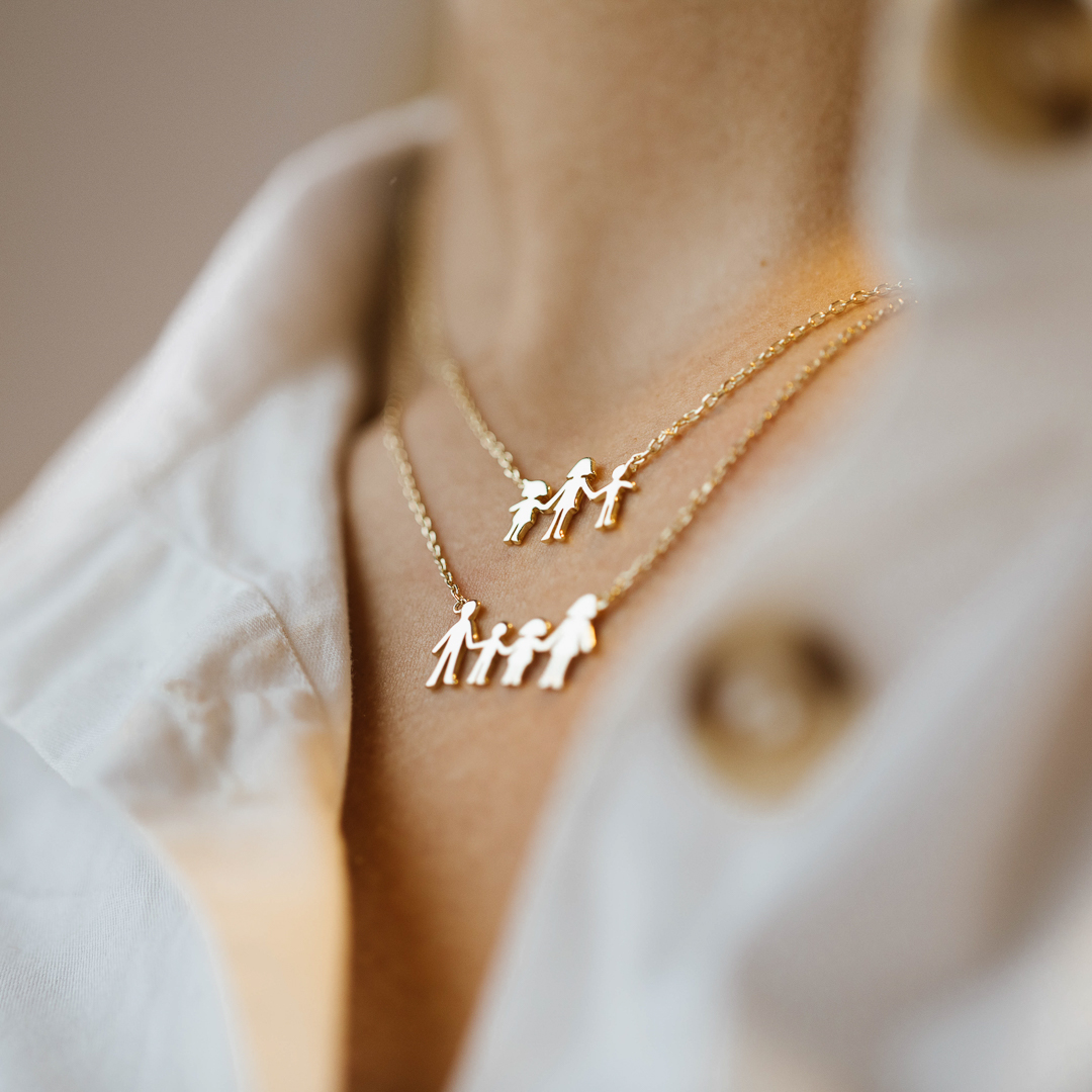 Bilde nummer 3 av Pan Jewelry, Familiesmykke med mor, datter og sønn i forgylt sølv